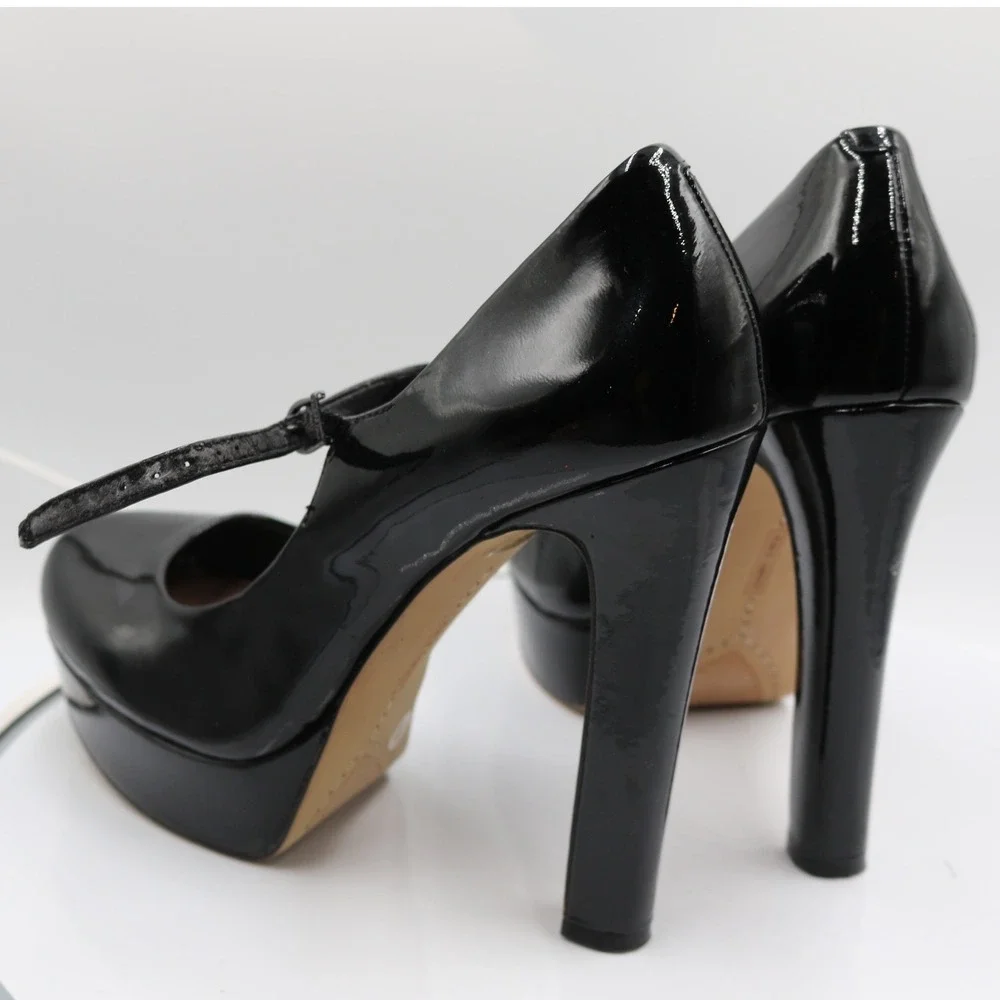 Vince Camuto size color